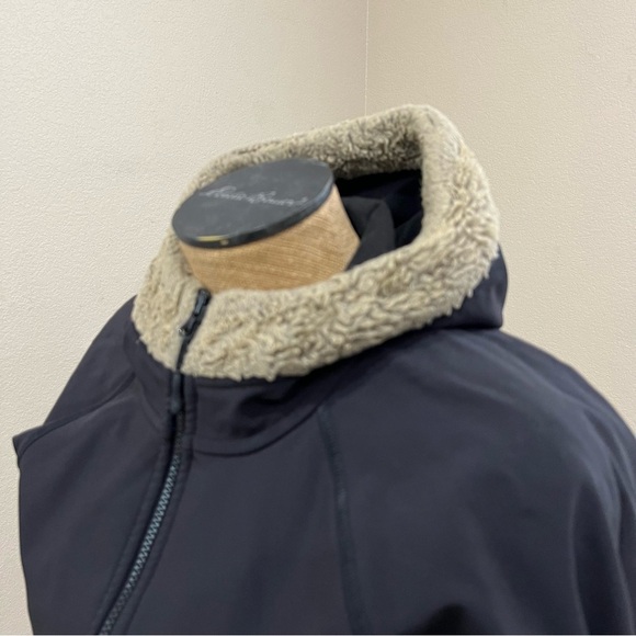 Marmot Full Zip Soft shell Hooded Jacket Black Faux Fur Women Medium, - Picture 7 of 14